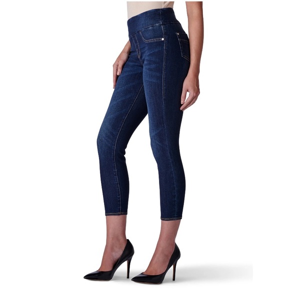 Rock & Republic Women's Denim Rx Fever Pull On Crop Jeans - Picture 3 of 6